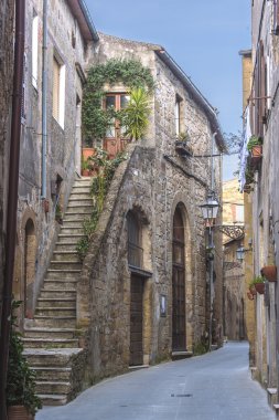Pitigliano ortaçağ şehir içinde güzel büyülü köşe.