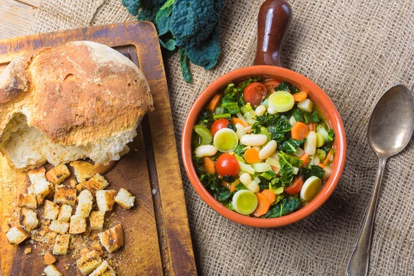 Ribollita, Tuscan soup classic, old-fashioned meal peasants. — Stock Image Ribollita, Tuscan soup classic, old-fashioned meal peasants. Stock Photo
