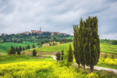 Sonsuza kadar güzel ve her mevsim Pienza Toskana.