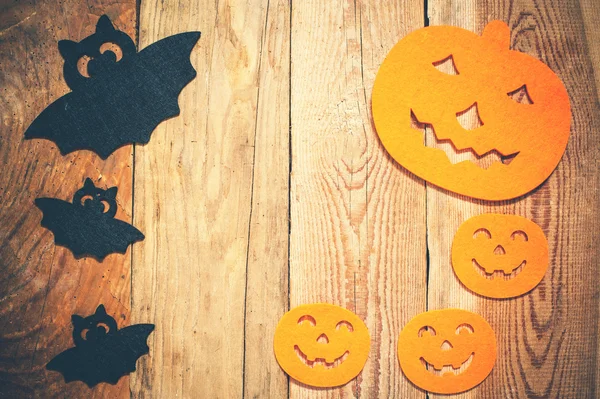 Halloween background on a wooden table — Stock Photo, Image