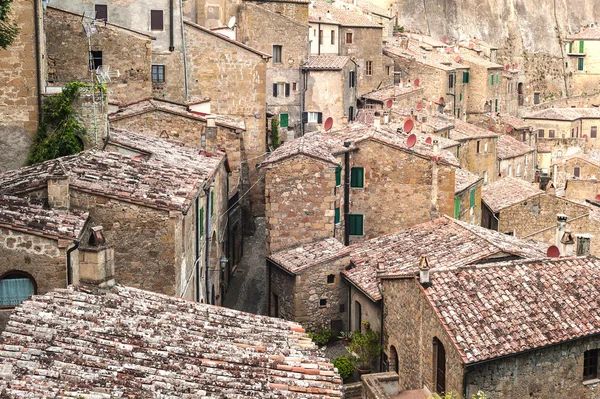 Old streets in the town of Sorano, Italy — Stock Photo, Image