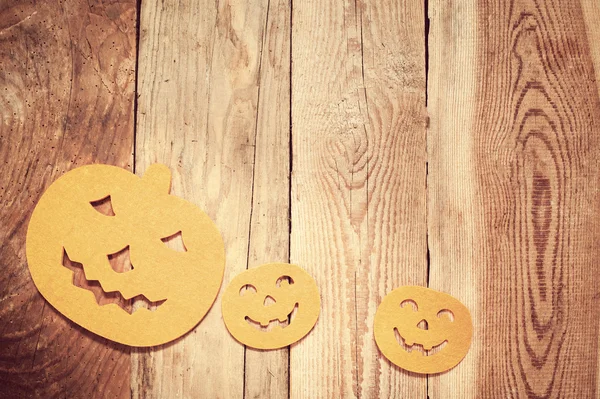 Fundo de Halloween em uma mesa de madeira — Fotografia de Stock