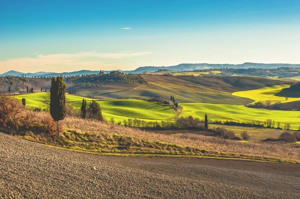 Beautiful and miraculous colors of green spring landscape of Tus — Stock Photo, Image