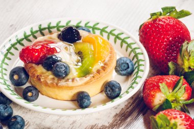Lezzetli Kurabiye shortcrust pasta taze meyve, strawb ile yapılmış.