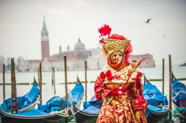 Venedik Karnavalı, maskeli balo dünyanın bir tür.