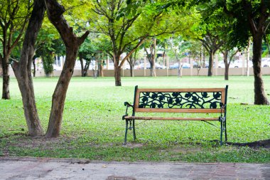 Park ahşap sandalye