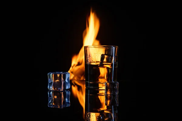 Fire Ice Glass Whiskey Black Background2 — Stock Photo, Image