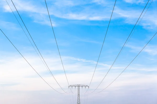 能源电力线 — 图库照片