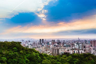 Taipei sınırı görünümü akşam