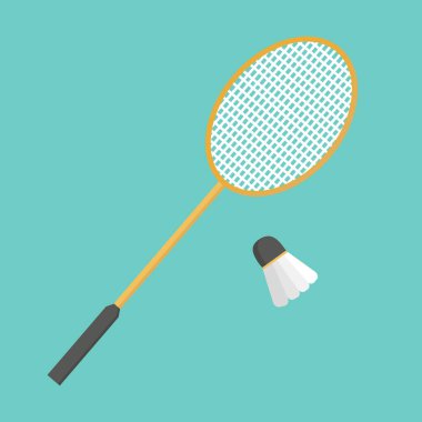 Badminton raketi ve yeşil arka planda bir mekik.