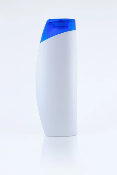 Shampoo bottle on white backgrounds — Stock Photo, Image