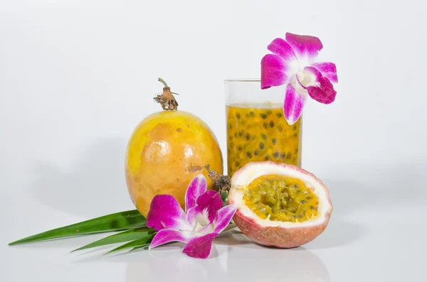 Passion fruit juice — Stock Photo, Image