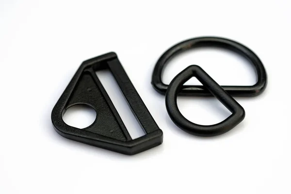Zubehör Aus Schwarzem Kunststoff Für Taschen Und Rucksäcke Schwarzes Dreieck — Stockfoto