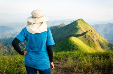(Khao Chang Puak) Tayland Dağları ve orman.