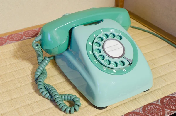 Retro döner telefon 