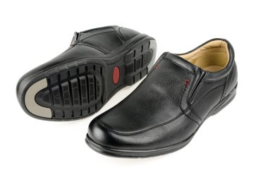 siyah deri ayakkabı