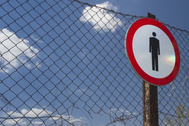 Bir çit hiçbir giriş işareti