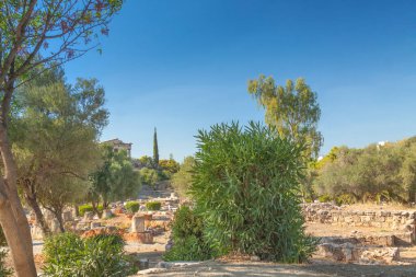 Yunanistan, Atina, Antik Agora, Agoraios Kolonos ve Hephasteus Tapınağı yazın öğleden sonra güneşlendi