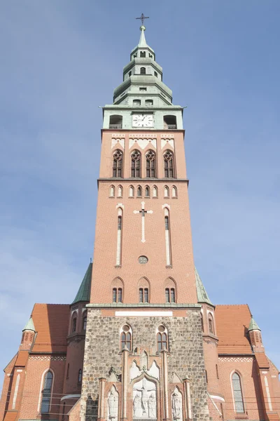 Polónia, Alta Silésia, Gliwice, Novo Santo Bartolomeu Igreja Tow — Fotografia de Stock