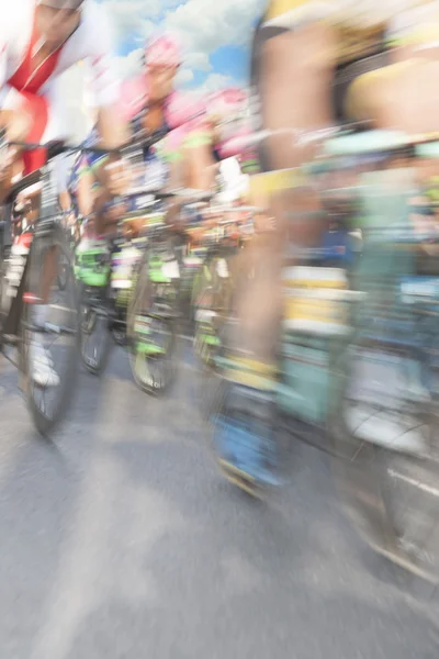 Cyclists, motion blur — Stock Photo, Image