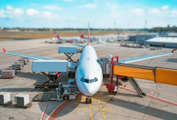 bir uçağın biniş