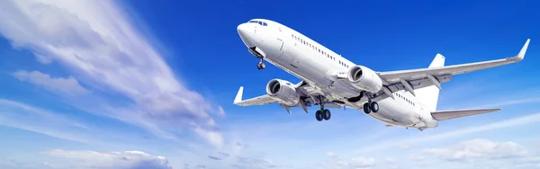 Avião Moderno Contra Céu Azul — Fotografia de Stock