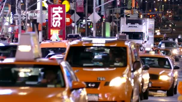 Městský provoz na Times Square — Stock video