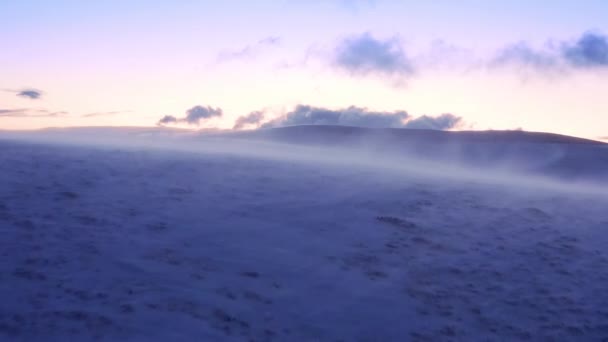 Drone Aerial Over Parco Nazionale Inverno Peak Golden Hour Colori Belli Colori Cielo Freddo Blizzard Volo cinematografico 4k — Video Stock