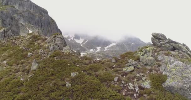 Vol Aérien Au-dessus Du Parc National Montagne Épique Montagne Alpin Randonnée Et Voyage Gloire Nature Belle Nature Concept — Video