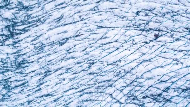 Vuelo aéreo sobre el Parque Nacional Glaciar a través de la hermosa naturaleza de montaña Belleza Cambio climático Belleza épica — Vídeos de Stock