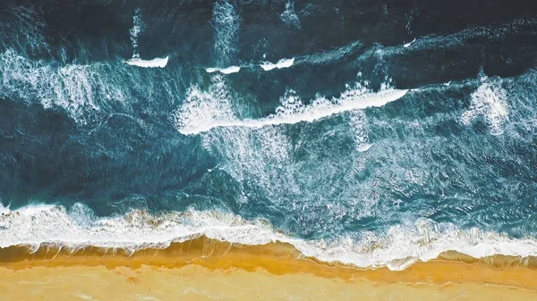 Sommer Meereslandschaft Wasser Textur Top Blick Auf Strand Leer Blaues lizenzfreie Stockfotos