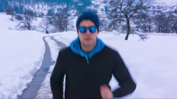 Zima Sport Cold Snow Runner Outdoor Jogger Styl życia Zdrowy Fit Fitness Dziewczyna Młody Sportowiec Ćwiczenie Biały Trening Ludzie Osoba — Wideo stockowe