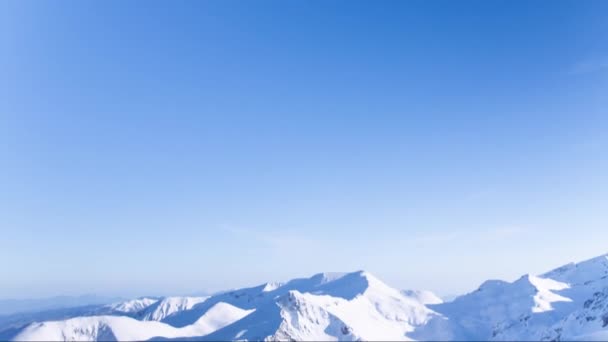 Christmas bakgrund trädkoja sport natur vintersol vår snö landskap berg kallt vitt himmel säsong blå Frost resa is vacker skog natursköna frysta snöiga semester Panorama snöfall Xmas ljus skönhet View Park — Stockvideo