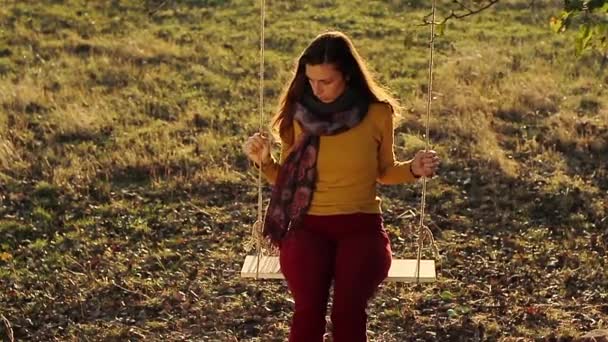 Résultat de recherche d'images pour "balancoire triste"