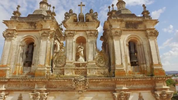 Mosteiro de Alcobaca, edifício católico medieval — Vídeo de Stock