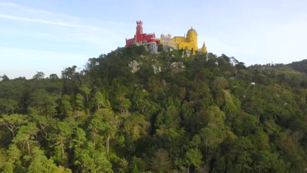 Pena National Palace på bergets topp — Stockvideo