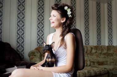 Düğün Makyaj ve Düğün Saç Modeli ile Güzel Mutlu Gelin 