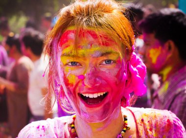 Holi festivali