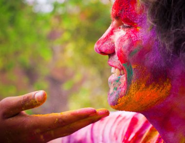 Holi festivali