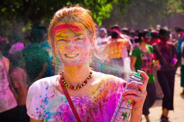 Holi festivali