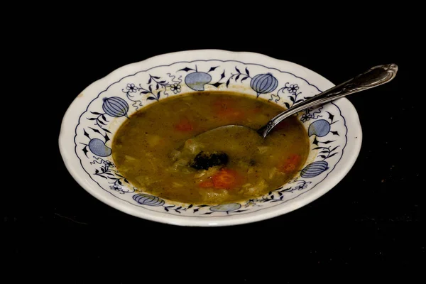 Soupe Légumes Sur Fond Noir Délicieux Aliments Sains Pleins Vitamines — Photo