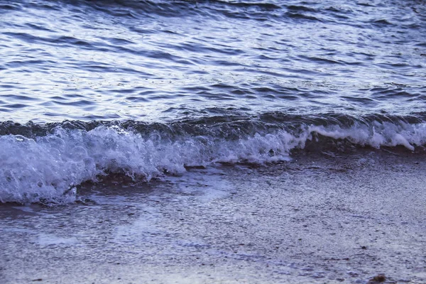 Dalgalı Deniz Suyu Mısır Daki Yerel Plajda Deniz Dalgalarıyla Deniz — Stok fotoğraf