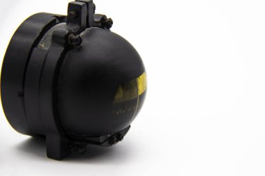 Hava pusulası Ki-13 beyaz arka planda izole edildi. Antika eski pusula KI-13. Tam isabet!.