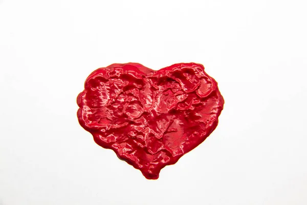 Corazón Rojo Hecho Pintura Roja Sobre Fondo Blanco Sello Cardíaco —  Fotos de Stock