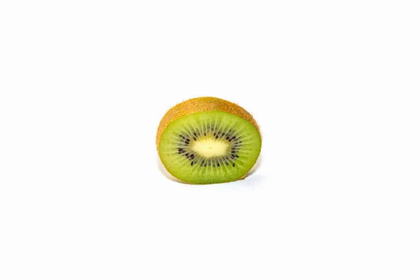 Kiwi pada latar belakang putih. Isolasi. makro — Stok Foto