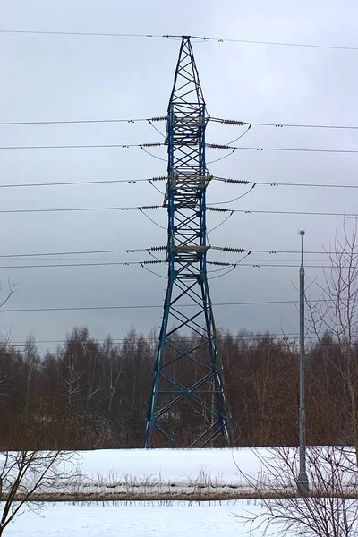 Power Line Mast Outskirts City — Stock Photo, Image