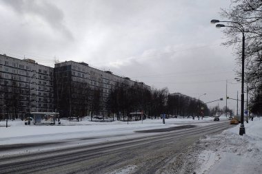 Sabahın köründe kar yağdıktan sonra