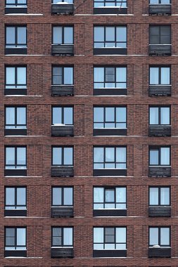 Yeni bir binanın duvarının parçası.