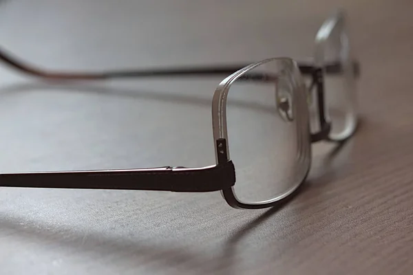 Nahaufnahme Einer Brille Auf Dem Tisch — Stockfoto