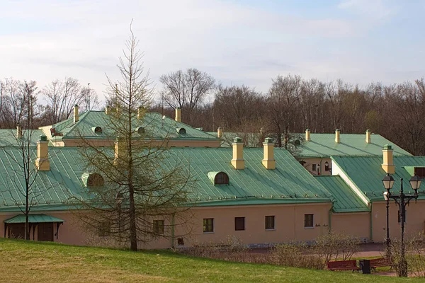 Komíny Střeše Staré Budovy — Stock fotografie